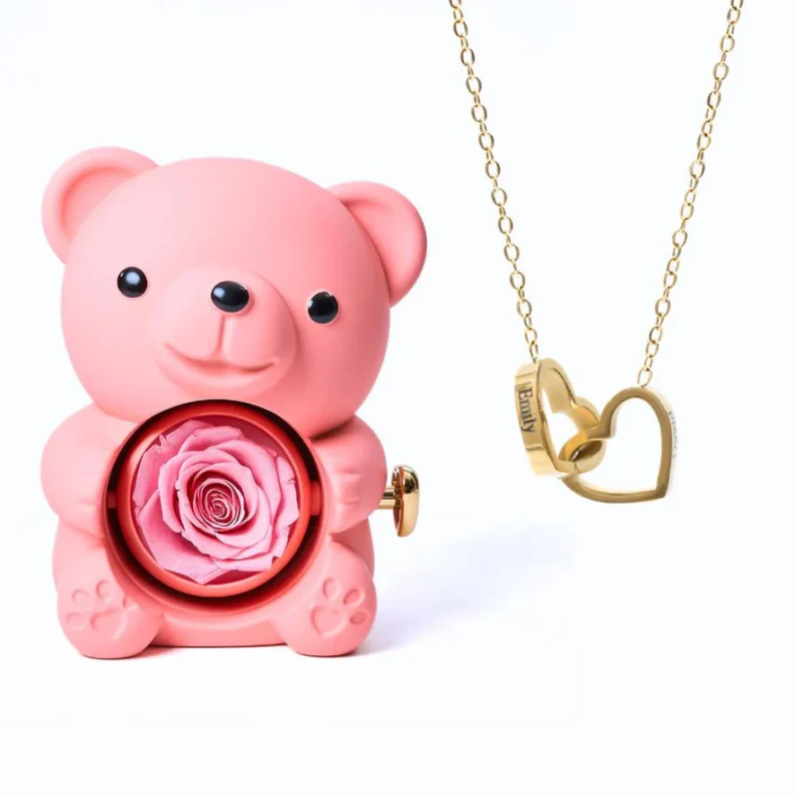 Urso com Rosa Eterna & Colar Gravado com Nomes