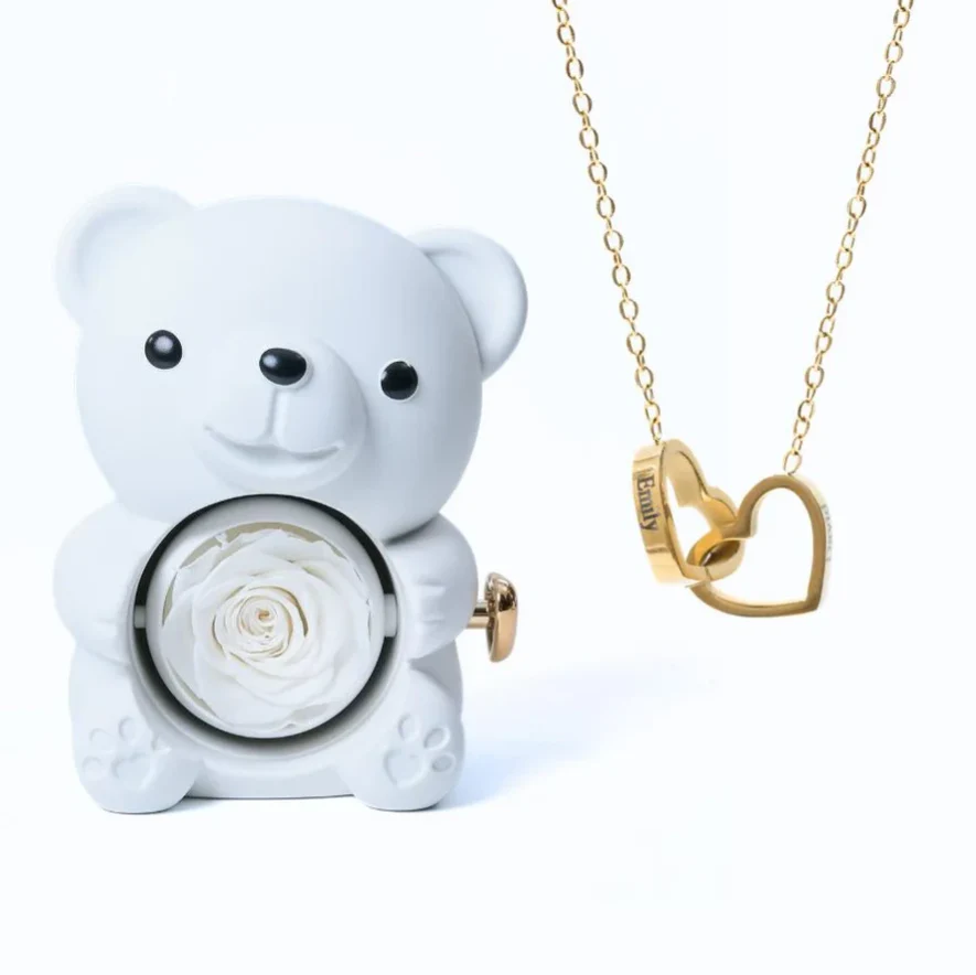 Urso com Rosa Eterna & Colar Gravado com Nomes