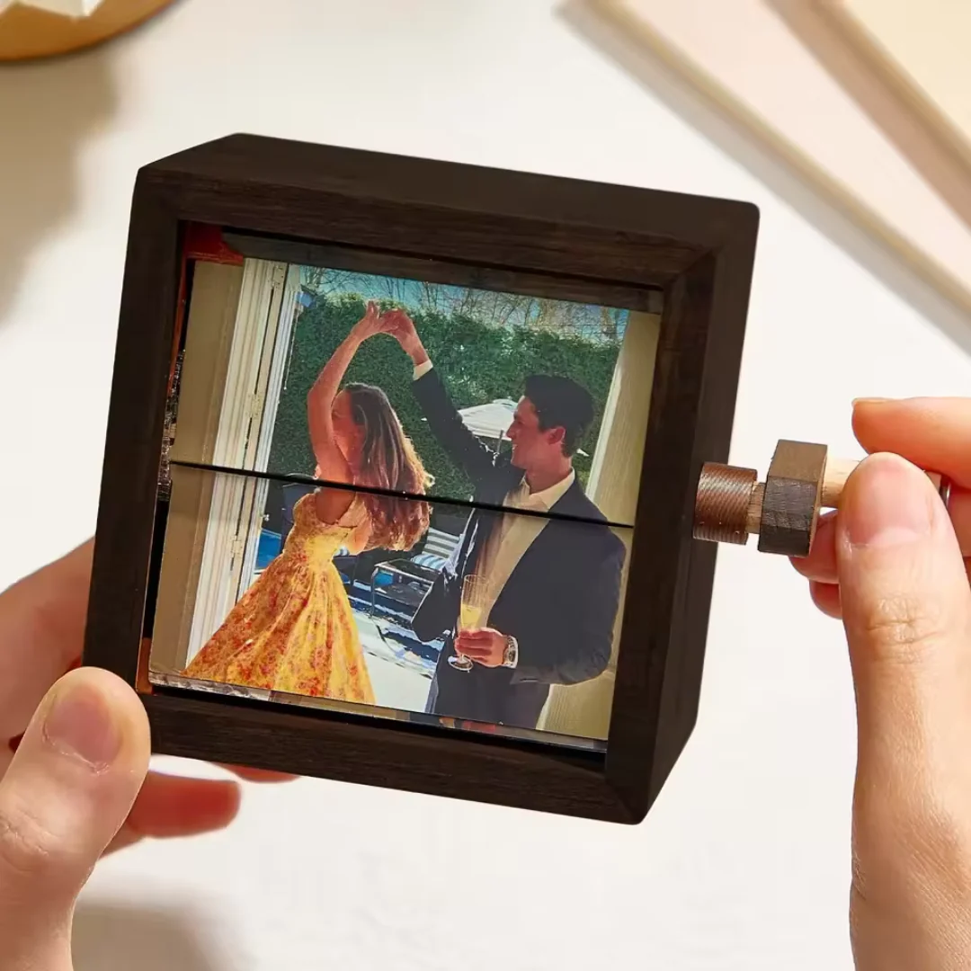 Caixa de Fotos Personalizadas - RetroLove